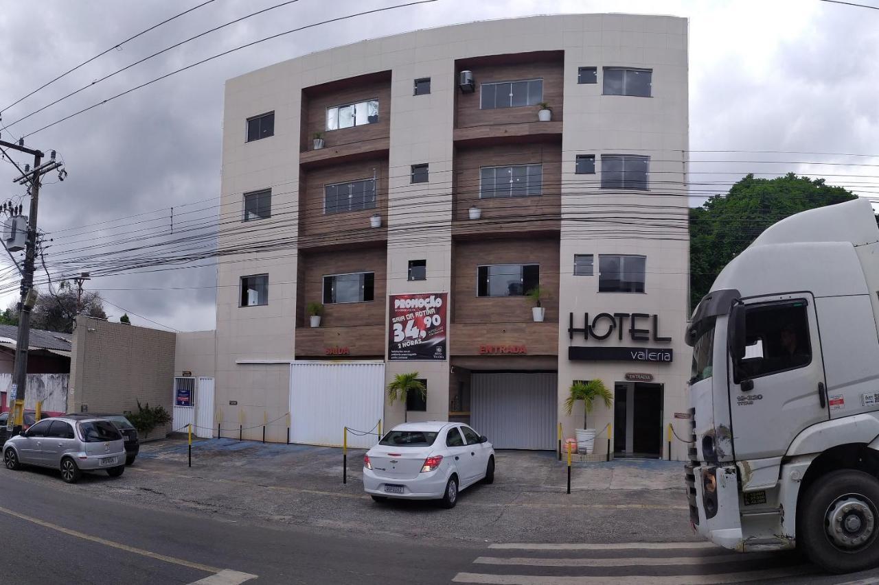 Oyo Hotel Valeria Salvador Bagian luar foto