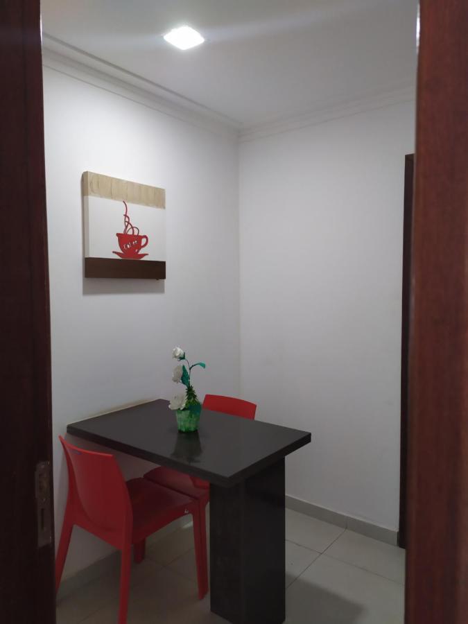 Oyo Hotel Valeria Salvador Bagian luar foto